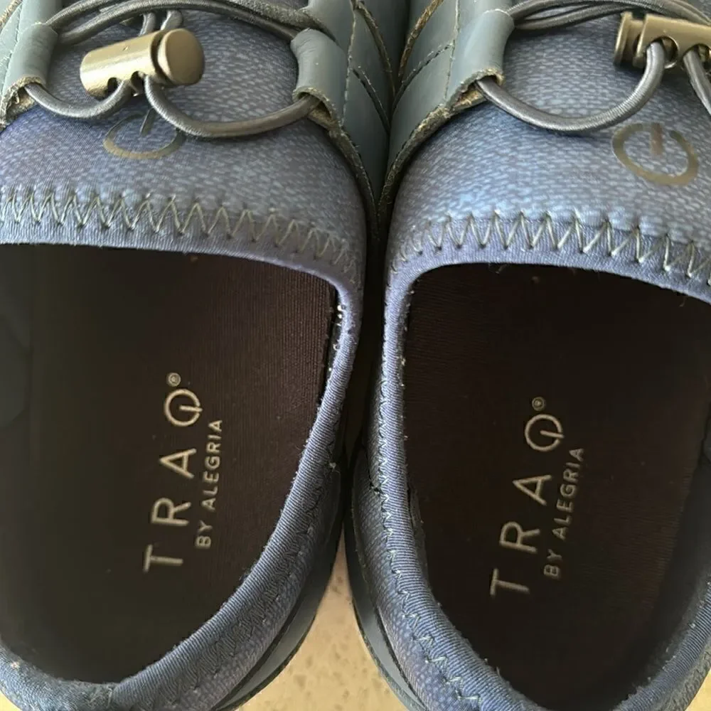 TRAQ by ALEGRIA Cynch Indigo Textile Comfortable Walking Shoes Men’s Size 41